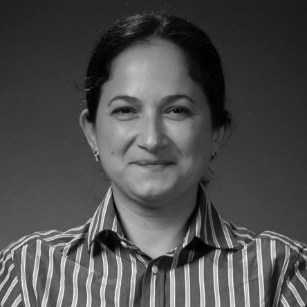 Oana Ducta's headshot, greyscale